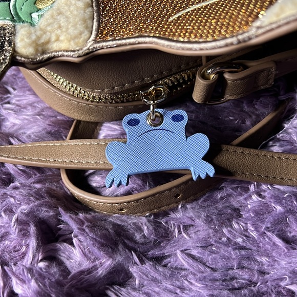 Grogu crossbody bag - Picture 7 of 10